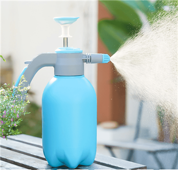 Elektrické a ručné zavlažovače