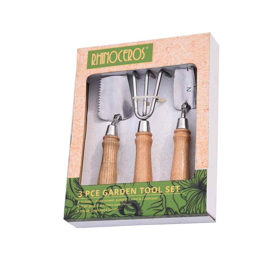 3 sada malých záhradných nástrojov