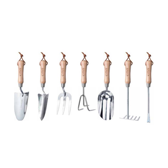 Ručne vyrábané záhradné náradie