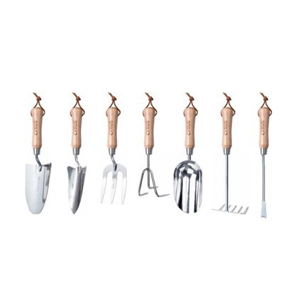 Ručne vyrábané záhradné náradie