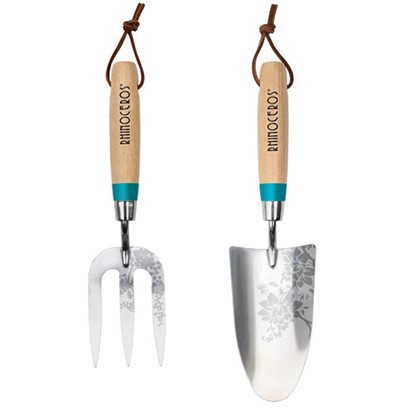 Sada nástrojov na drevenú rukoväť